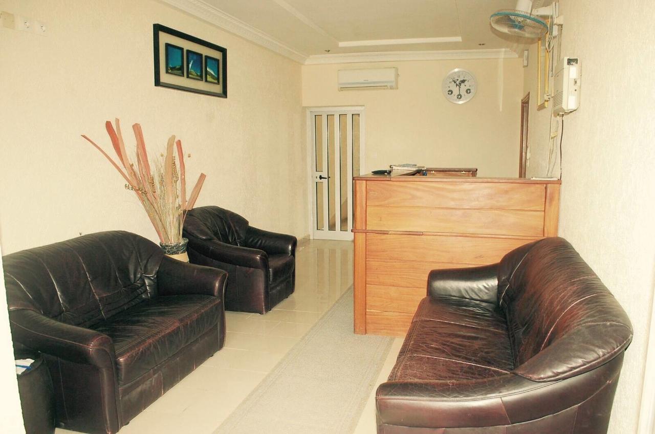 Hotels Residences Easy Cotonou Buitenkant foto