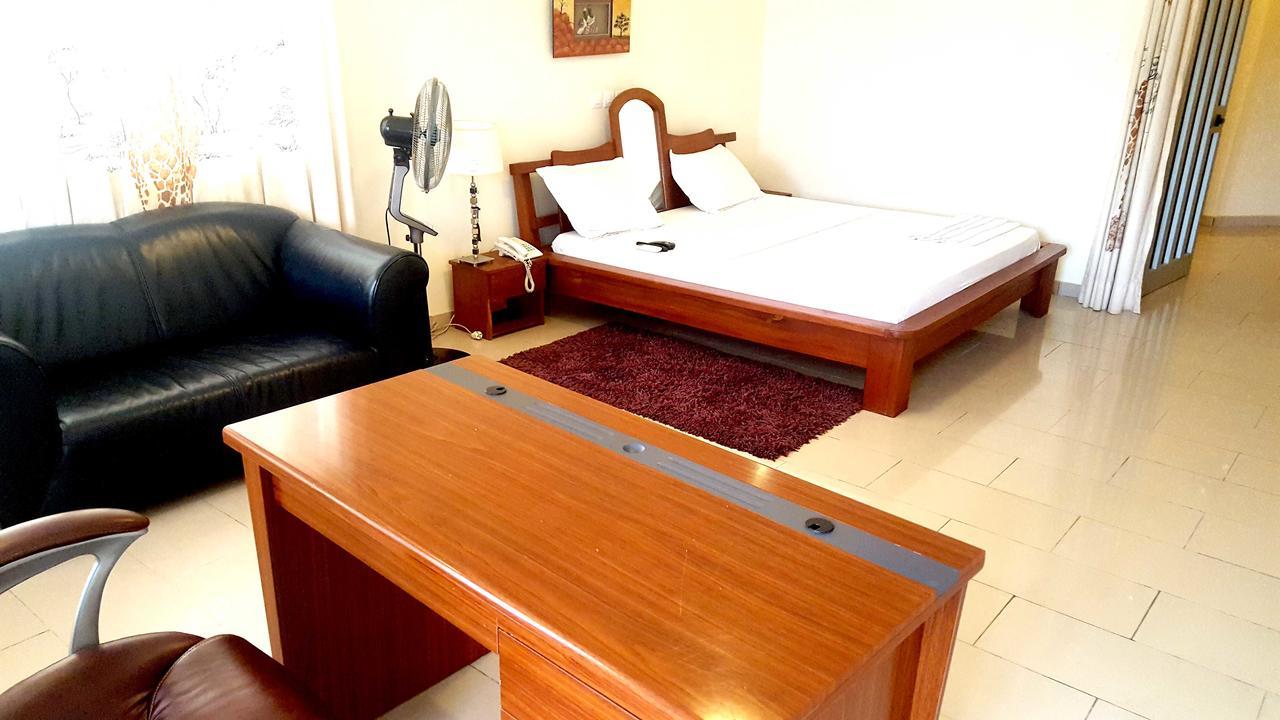 Hotels Residences Easy Cotonou Buitenkant foto