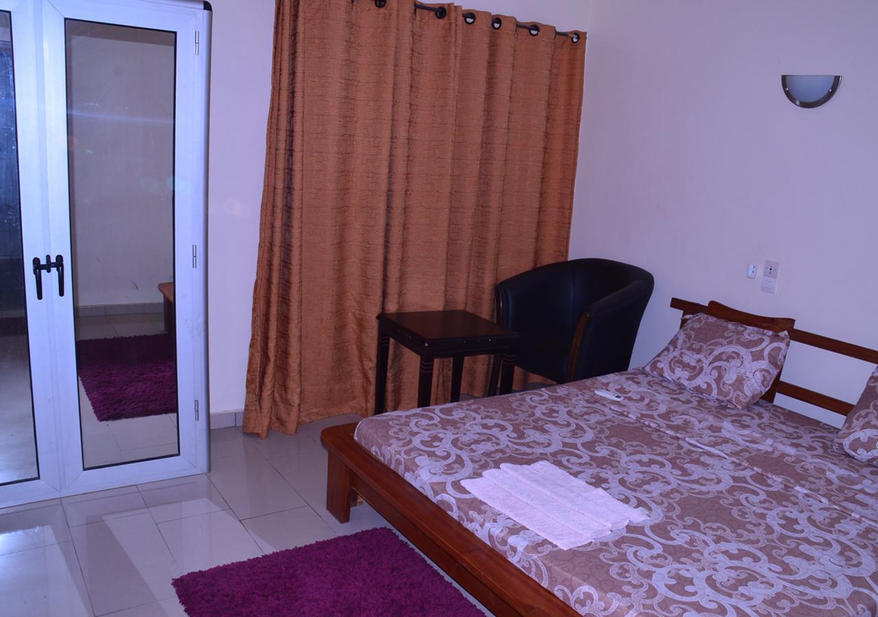 Hotels Residences Easy Cotonou Buitenkant foto