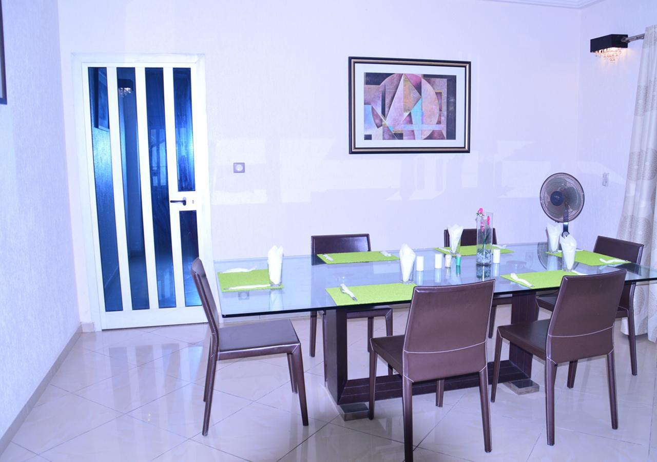 Hotels Residences Easy Cotonou Buitenkant foto